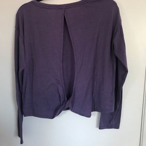 Open Back Long Sleeve Yoga Top (activewear)